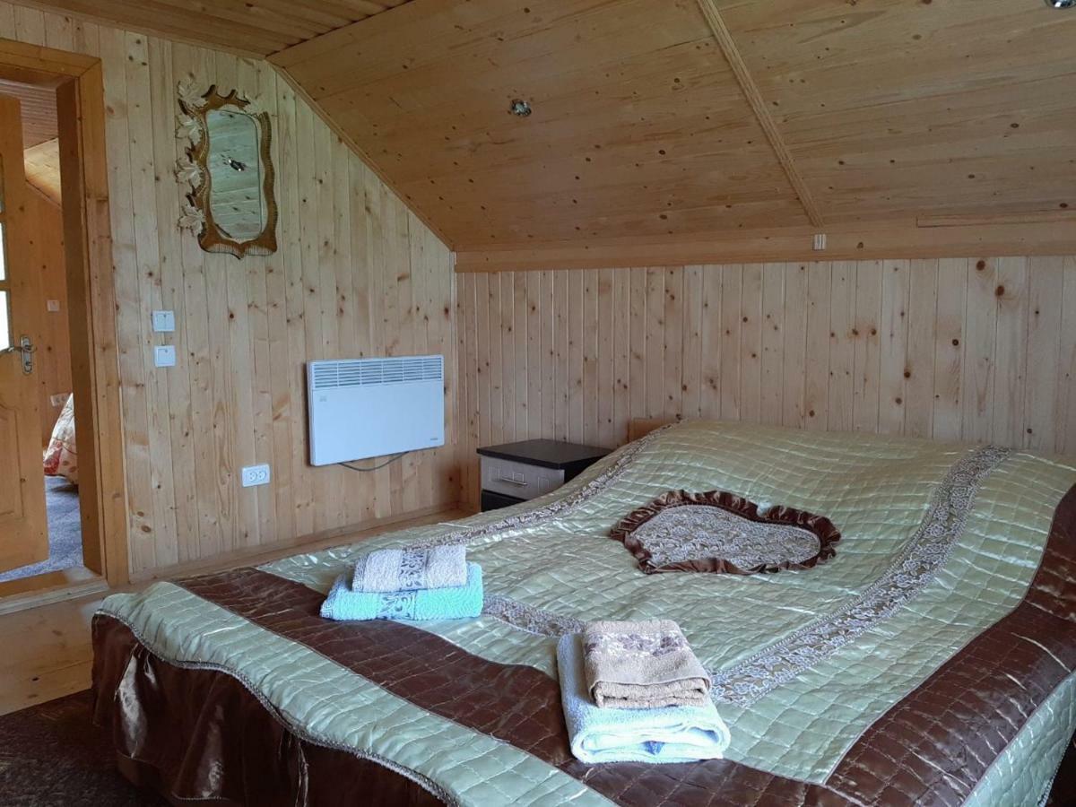 Котедж "Барвінок" Verkhovyna Esterno foto